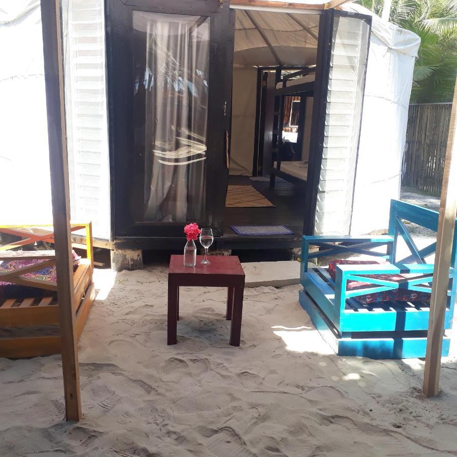 Peace & Love Beach Club Roxas  Exteriör bild